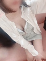 あいな